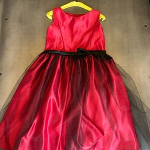 EUC Girl’s Sweet Kid’s Red and Black Party Dress. Size: Girl’s 8.